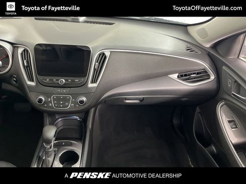 Used 2023 Chevrolet Malibu LT FWD image 14