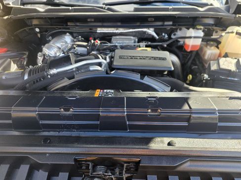 Certified 2021 GMC Sierra 3500 Denali image 11