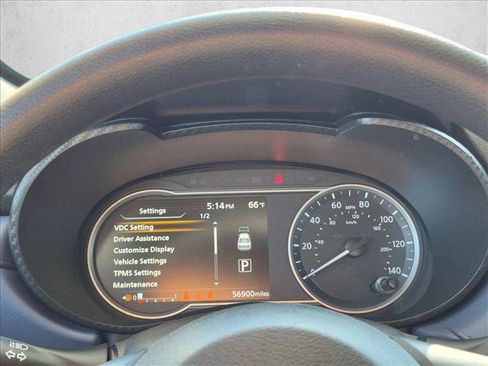 Used 2023 Nissan Versa SV FWD image 10