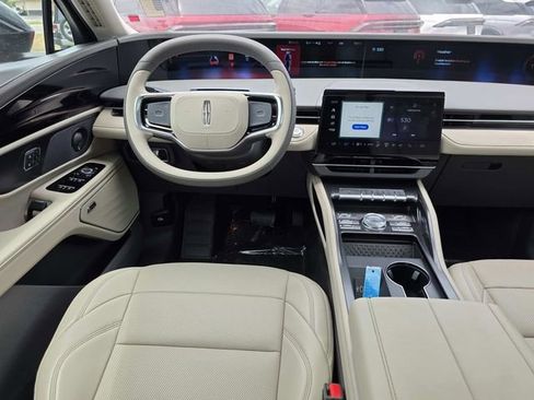 New 2025 Lincoln Nautilus Premier w/ Equipment Group 102A image 6