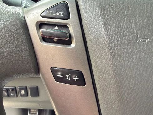 Used 2014 Nissan NV 2500 SV w/ Side & Curtain Airbag Package image 10