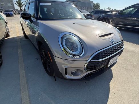 Used 2023 MINI Cooper Clubman S w/ Driver Assistance Package image 3