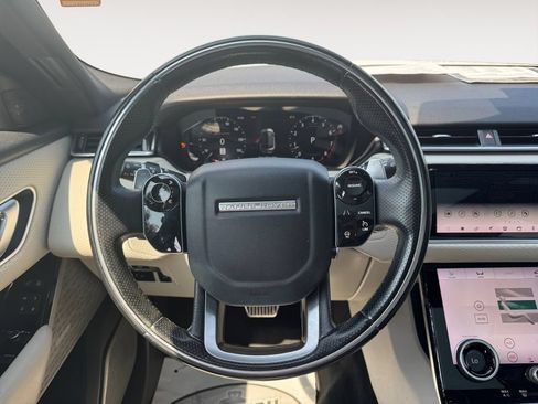 Used 2019 Land Rover Range Rover Velar R-Dynamic SE AWD/4WD image 12