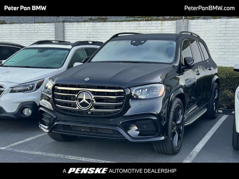 Used 2024 Mercedes-Benz GLS 580 4MATIC image 1