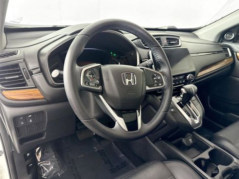 Used 2018 Honda CR-V Touring image 4