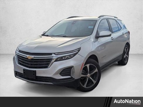 Used 2022 Chevrolet Equinox LT image 1