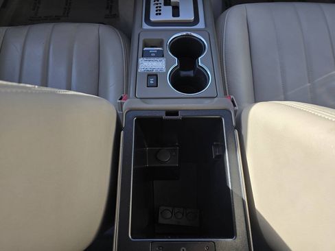 Used 2004 Lincoln LS RWD image 41