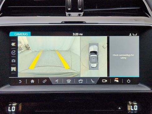 Used 2019 Jaguar F-PACE Prestige AWD/4WD image 21