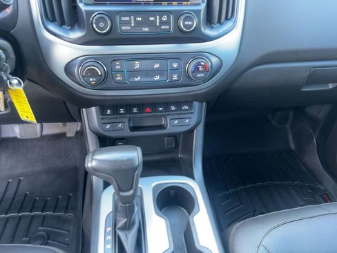 Used 2018 Chevrolet Colorado ZR2 image 17