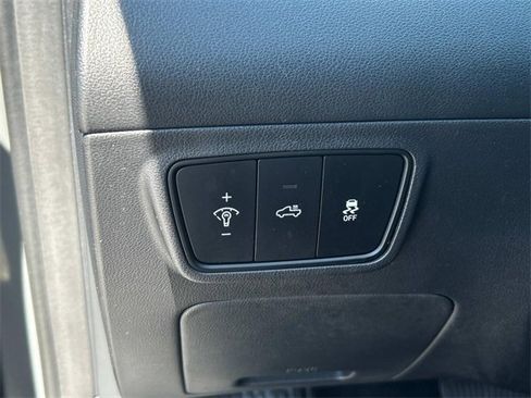 Used 2022 Hyundai Santa Cruz SEL Premium w/ Cargo Package image 19