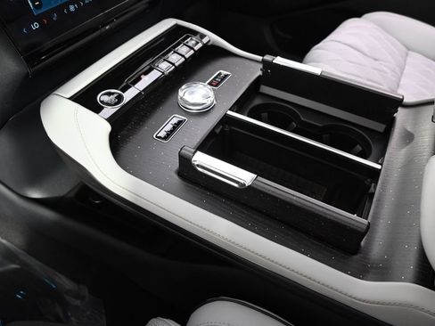 New 2026 Lincoln Navigator Black Label AWD/4WD image 31