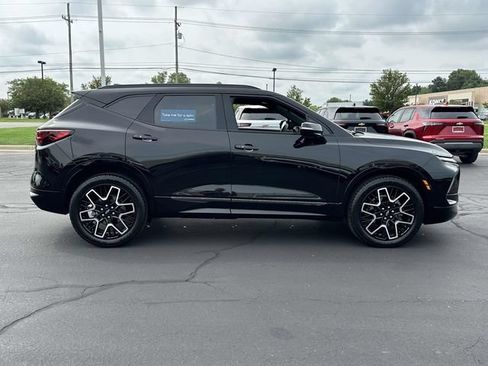 Certified 2024 Chevrolet Blazer RS w/ Enhanced Convenience Package AWD/4WD image 8