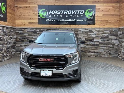 Used 2023 GMC Terrain SLE w/ Driver Convenience Package AWD/4WD image 7
