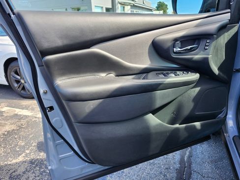 Used 2021 Nissan Murano SL w/ SL Moonroof Package AWD/4WD image 9