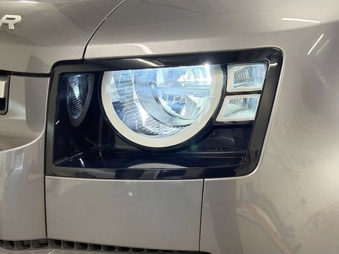 Used 2023 Land Rover Defender 110 AWD/4WD image 30