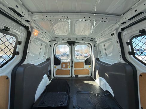 Used 2021 Ford Transit Connect XL image 23