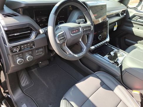 New 2026 GMC Yukon XL Elevation image 14