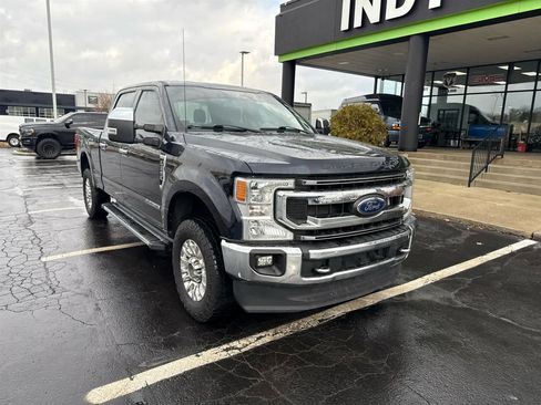 Used 2021 Ford F250 XLT w/ XLT Premium Package image 2