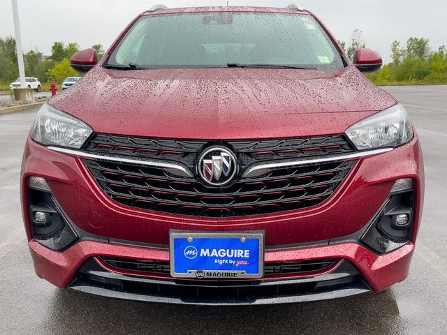 Used 2023 Buick Encore GX Select w/ Sport Touring Package FWD image 3