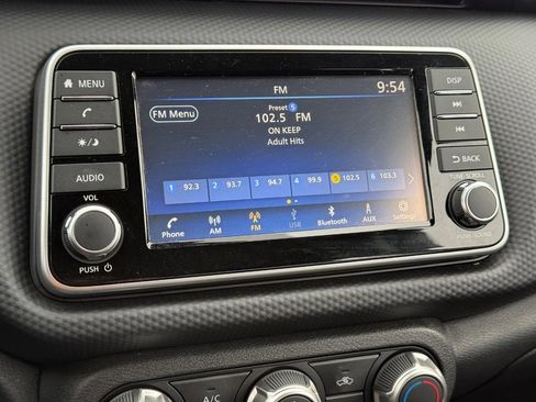 Used 2025 Nissan Kicks Play S image 15