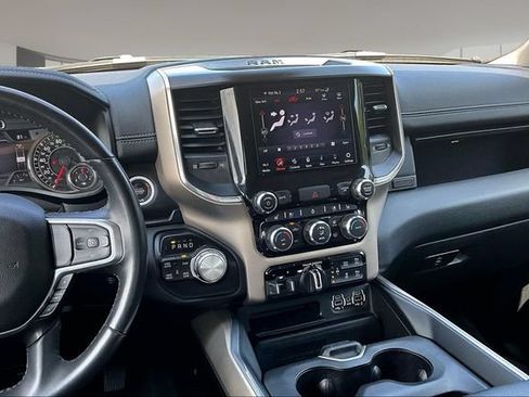 Used 2021 RAM 1500 Laramie AWD/4WD image 9