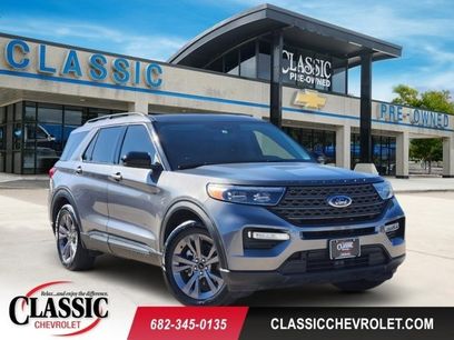 Used 2022 Ford Explorer XLT w/ Equipment Group 202A
