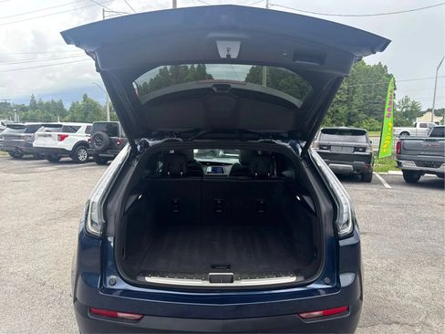 Used 2021 Cadillac XT4 Sport AWD/4WD image 9