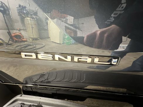 New 2025 GMC Sierra EV Denali image 32