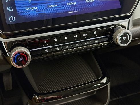 New 2027 Chevrolet Bolt LT w/ Comfort Package FWD image 15