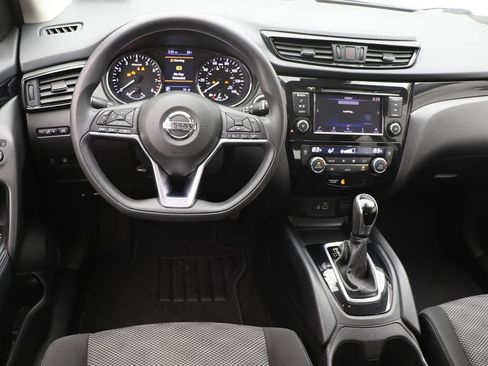 Used 2019 Nissan Rogue Sport SV image 12