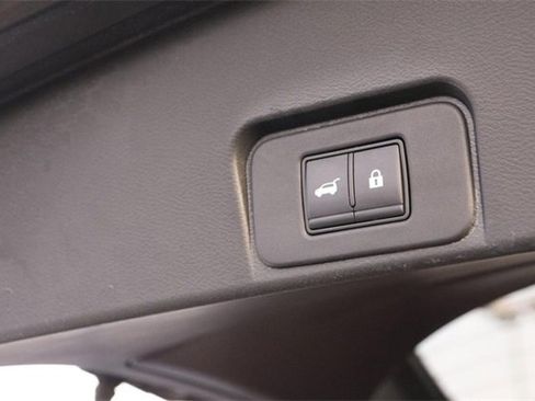 Certified 2021 Nissan Rogue SL w/ Premium Package image 8