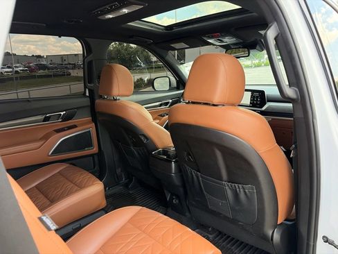 Used 2024 Kia Telluride EX X-Line AWD/4WD image 37