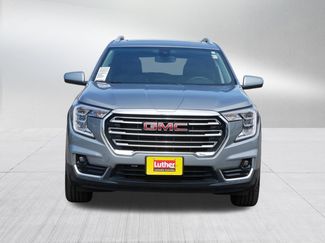 Used 2024 GMC Terrain SLT w/ Infotainment Package II video 2