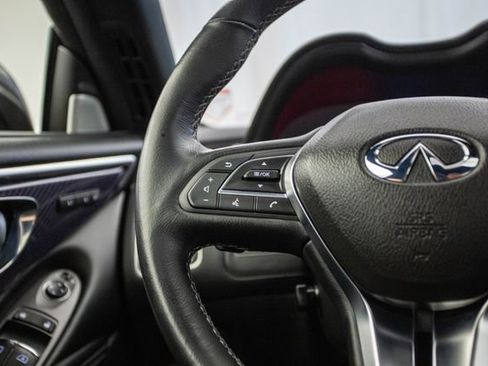 Used 2017 INFINITI Q60 Red Sport 400 image 46