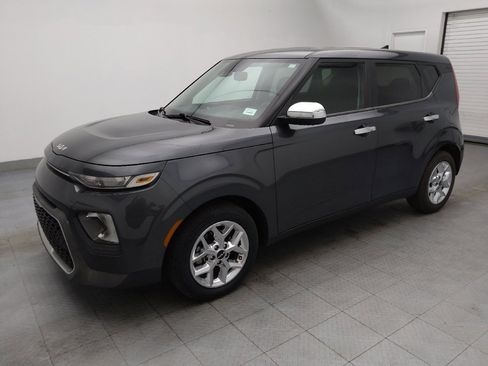 Used 2022 Kia Soul LX w/ Technology Package image 2