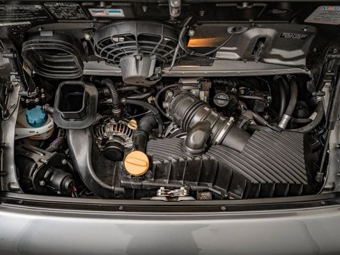 Used 2001 Porsche 911 Carrera image 41