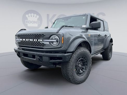 New 2026 Ford Bronco Badlands AWD/4WD image 1