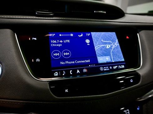 Used 2023 Cadillac XT5 Premium Luxury image 40