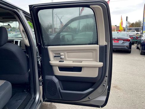 Used 2009 Dodge Ram 1500 Truck SLT image 7