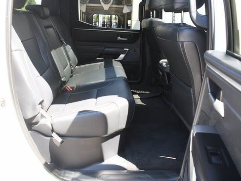 Used 2023 Toyota Tundra Platinum AWD/4WD image 29