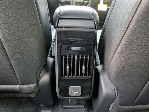 New 2026 Jeep Compass Limited image 13