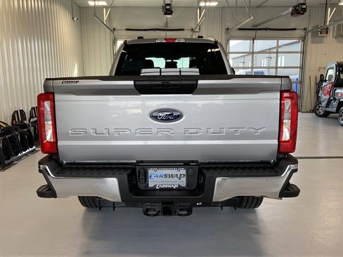 Used 2024 Ford F250 XLT w/ FX4 Off-Road Package image 4
