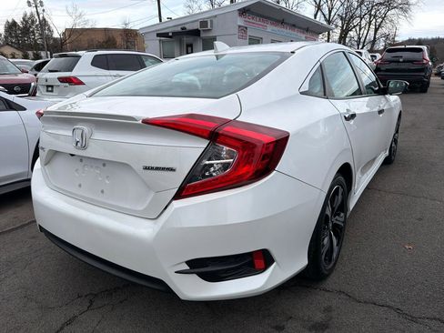 Used 2017 Honda Civic Touring image 6