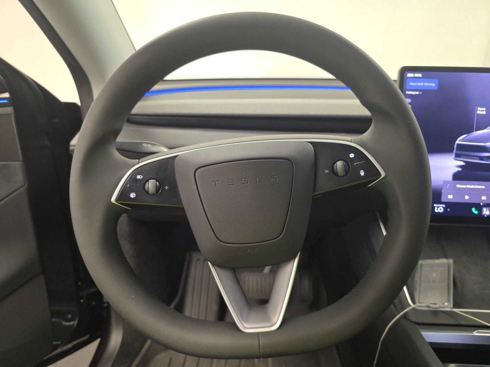 Used 2026 Tesla Model Y Long Range AWD/4WD image 9