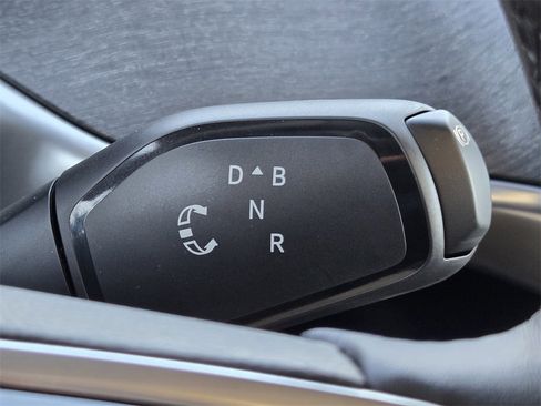 New 2025 Volkswagen ID. Buzz Pro S Plus image 17