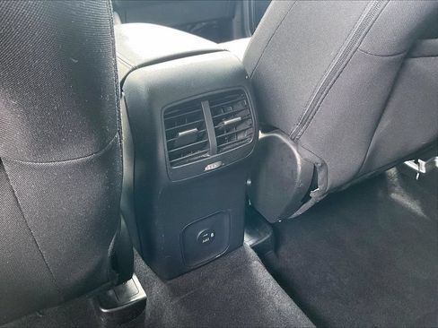 Used 2022 Ford Escape SE w/ Cold Weather Package AWD/4WD image 31