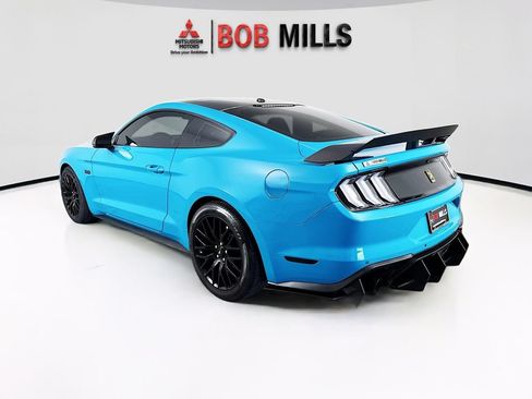 Used 2019 Ford Mustang GT Premium w/ GT Performance Package RWD image 5