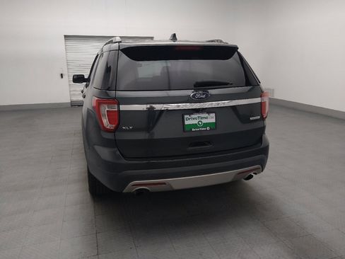 Used 2016 Ford Explorer XLT w/ Equipment Group 202A FWD image 6