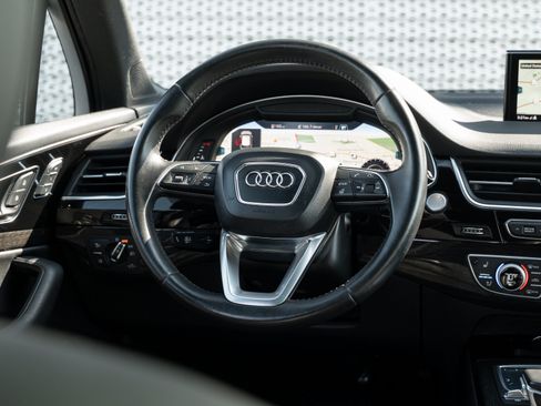 Used 2018 Audi Q7 3.0T Prestige w/ Prestige Package AWD/4WD image 9