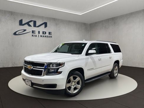 Used 2017 Chevrolet Suburban LT image 5
